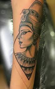#23 nefertiti and crescent moon tattoo. Pin On Queen Nefertiti Tattoo