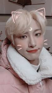 Seonghwa Wallpaper Boyfriend Wallpaper Kpop Aesthetic Pink Aesthetic