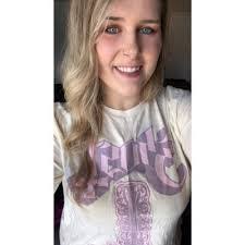 Jill Mullinax's Instagram, Twitter & Facebook