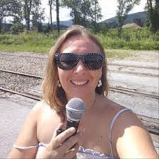 Kimberly Ward's Instagram, Twitter & Facebook