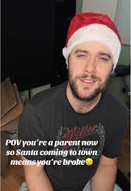 Where my money at? #santaclausiscomingtotown #christmascover  #christmasmusic #christmastime #acousticcover #parenttiktok #dadtok #momtok