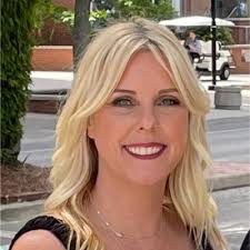 After nearly two years my time with Dillard's Inc. has come to an end! It's  been a pleasure working there with my team! I'd like to take a moment and  thank all