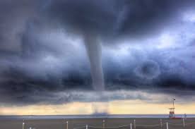 May 31, 2021 · sottomarina: Violentissimo Tornado Si Abbatte Su Sottomarina E Chioggia Stabilimenti Devastati Mondo Tempo Reale