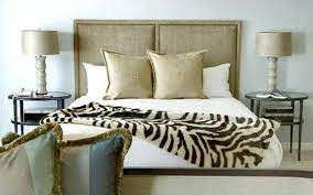 Animal Print In 33 Chic And Modern Bedroom Designs Modern Bedroom Design Bedroom Design Zebra Bedroom