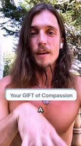 Elaine Lemmer's Instagram, Twitter & Facebook