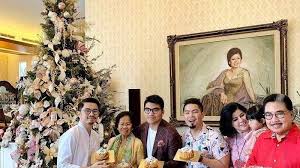 Saya nggak tahu, saya orangnya yang ikhlas ya apapaun ya terima, saya hotma sitompul merupakan suami kedua desiree tarigan. Bernuansa Emas Dan Terletak Di Jakarta Inilah Rumah Mewah Bams Samson Yang Jarang Terekspos Tribunnews Com Mobile
