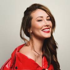 Maybe you would like to learn more about one of these? Loren Allred Voice Behind Greatest Showman S Never Enough To Perform Asian Academy Creative Awards