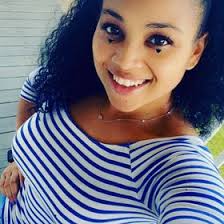 Vanessa Suriel (queenvee24)