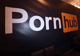 La Agencia de Protección de Datos declara la guerra a OnlyFans y Pornhub |  El Correo
