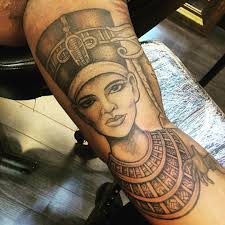 4 916 Likes 79 Comments Ryan Henry Ryanhenrytattoo On Instagram Half Healed Half New Custom Nefertiti Piece Polynesian Tattoo Nefertiti Portrait Tattoo
