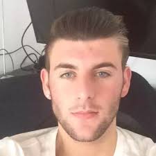 Aaron Dennis Russell (@Russell2012A)