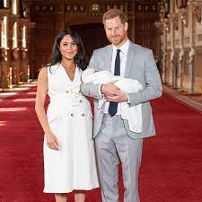 Prince william & kate middleton sent meghan markle & prince harry a baby gift: Prince Harry And Meghan Markle Introduce Baby Boy All The Photos Hello