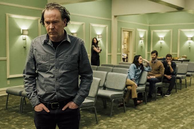 The Haunting of Hill House's twist episode, “The Bent-Neck Lady,” is  devastating and beautiful.