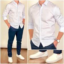 Keeping It Relaxed Wear A Crisp Button Down Shirt Untucked With Chinos And Some Clean Whit Mens Casual Outfits Mens Fashion Casual Outfits Mens Fashion Casual