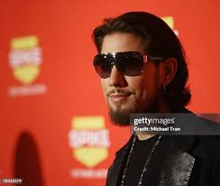 977 Dave Tran Stock Photos, High-Res Pictures, and Images