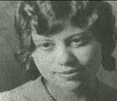 Mildred Dean's Instagram, Twitter & Facebook