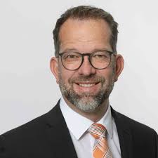 Go to vr banking reutlingen login page via official link below. Thomas Kratschmer Vorstandsmitglied Vereinigte Volksbanken Eg Sindelfingen Xing