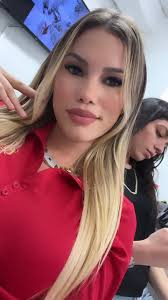 Chicos a ella le gustan casados jjj #chicasmalas #chicas #tiktok  #oromotiktok #latinosporelmundo🌎 #amigas