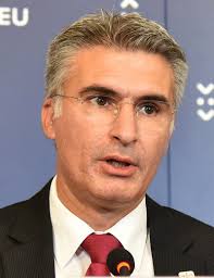 fabian fleri Archives