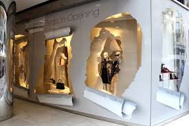 Season Opening Fenster Steffl Blog Schaufensterdekoration Schaufenster Schaufensterdesign