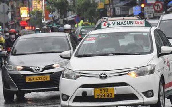 Phân Biệt Xe Dịch Vụ Và Taxi Truyền Thống: Nên Chọn Loại Nào?