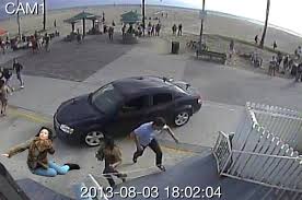 Scarlett Johansson Falling Down After Hit By Car Scarlett Johansson Falling Down Know Your Meme