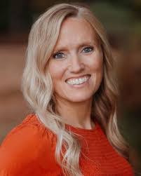 Katie Preuss's Instagram, Twitter & Facebook