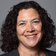 Ellen Kats's Instagram, Twitter & Facebook