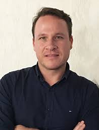 Bruce Fyfe breathes new life into decor