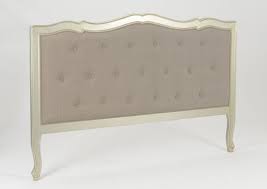 Sa teinte clair et son design épuré donneront une allure moderne à votre espace de repos et de détente. Tete De Lit 160 Cm Capitonnee Argent Antique Baroque Romantique En Acajou Murano L164xh112 Amadeus Tetes De Lit Pier Import
