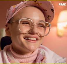 Joey king is letting fans decide if elle and noah end up together. Joey King De A Barraca Do Beijo Surge Irreconhecivel Nas Primeiras Cenas De The Act Purebreak