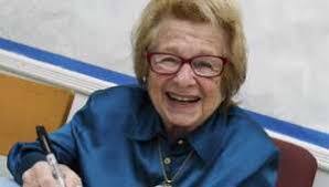 Lisa Rial's Instagram, Twitter & Facebook