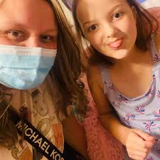 How much does it cost to rent a scooter for the day at Dollywood?