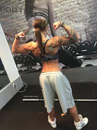 Monday back gains motivationðŸœ Porn Pic - EPORNER