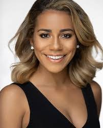 Anna Weigand's Instagram, Twitter & Facebook