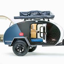 Perfect for solo travel or weekend camping for couples, teardrops are lightweight, easy to pull and maneuver, and great for spontaneous rv adventures! 10 Best Teardrop Trailers Of 2021 Top Campers