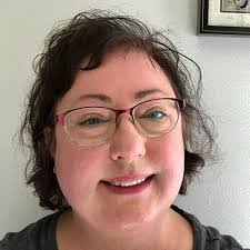 Jana Graves's Instagram, Twitter & Facebook