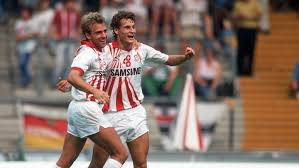 „ich habe dem verein gesagt, dass ich am ende der saison den vertrag auflösen. Bundesliga Hansi Flick 10 Things On Bayern Munich S Record Breaking Treble Winning Coach