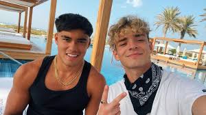 Stream tracks and playlists from now united 2020 on. Josh And Bailey From Now United Are The Bff Duo We Never Knew We Needed Cosmopolitan Middle East