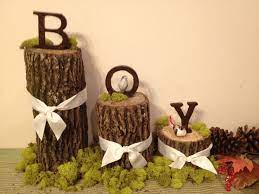 This is a collection of fairly easy woodland ideas featuring mostly reindeer, owls, and pinecones. 25 Woodland Baby Shower Ideas Decorations Printable Games