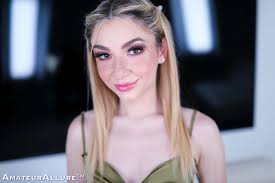 Demi Hawks To Suck Cock Get Fucked And Swallow Cum Amateur Allure - Bunny  Lust