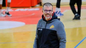 Accédez directement aux zones géographiques qui vous intéressent grâce aux listes d'annonces classées par région et département. 5hr51a K5sj2ym