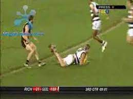 From memory, this prelim was the first final i ever attended, dragging my dad along just as i would two years later. Geelong Vs Richmond Tigers 2007 Youtube