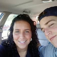 Shana Levesque's Instagram, Twitter & Facebook