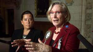 Carolyn ann bennett pc mp (born december 20, 1950) is a canadian physician and politician. Uf4drruygyiuqm
