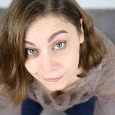 Michelle Plourde's Instagram, Twitter & Facebook