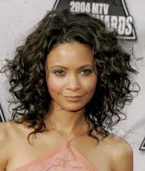 Different type of best hairstyles for short curly hair