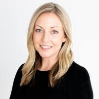 Jennifer Cornelius's Instagram, Twitter & Facebook