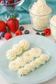 Mascarpone Whipped Cream Recipe Vanilla Chocolate Versions Recipe Homemade Whipped Cream Recipes With Whipping Cream Homemade Whipped Cream Recipe