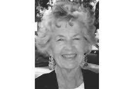 Mary Pearcy's Instagram, Twitter & Facebook